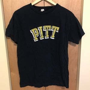 Pitt T-shirt